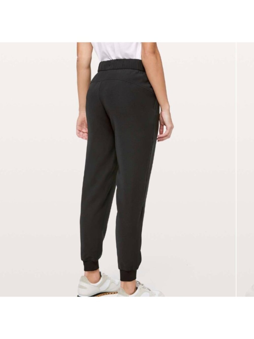 Lululemon On The Fly Jogger Black